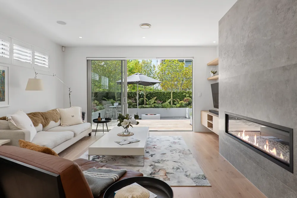 Photos of 49B McDougall Avenue