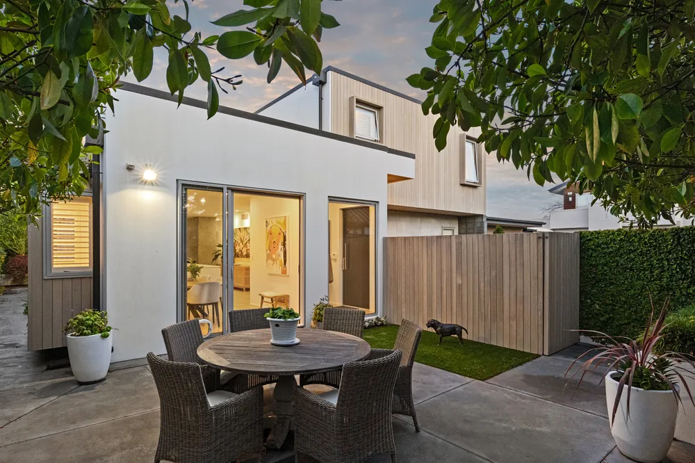 Photos of 49B McDougall Avenue