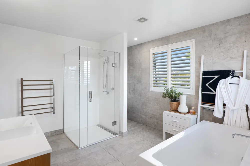 Photos of 49B McDougall Avenue