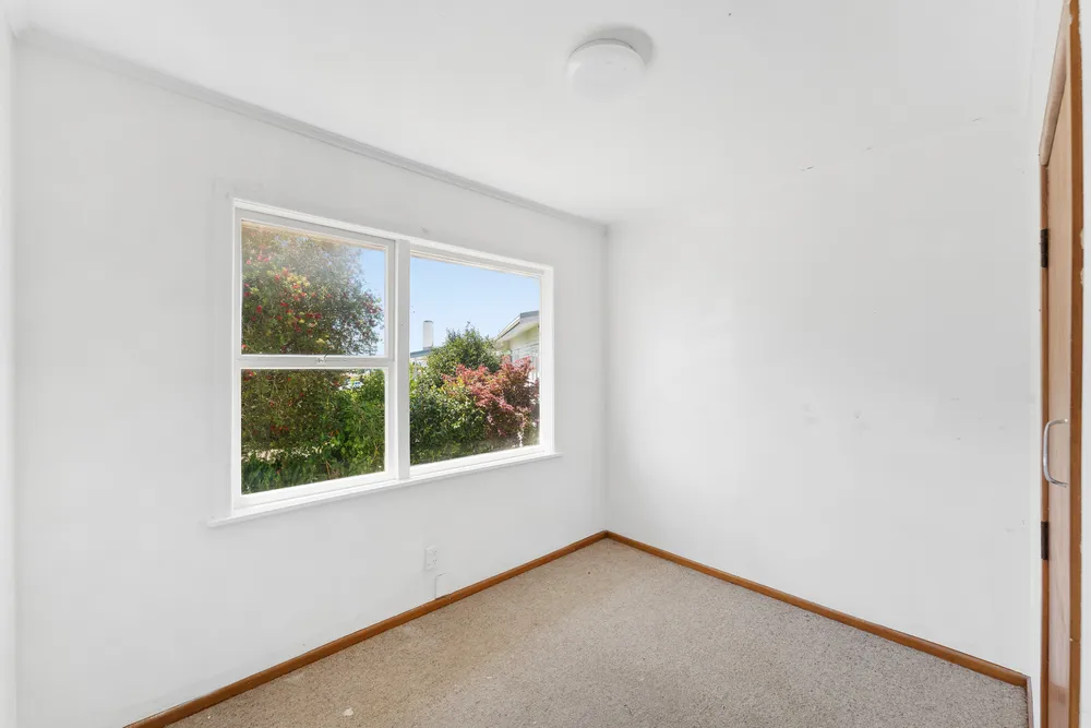 Photos of 28 Laura Street