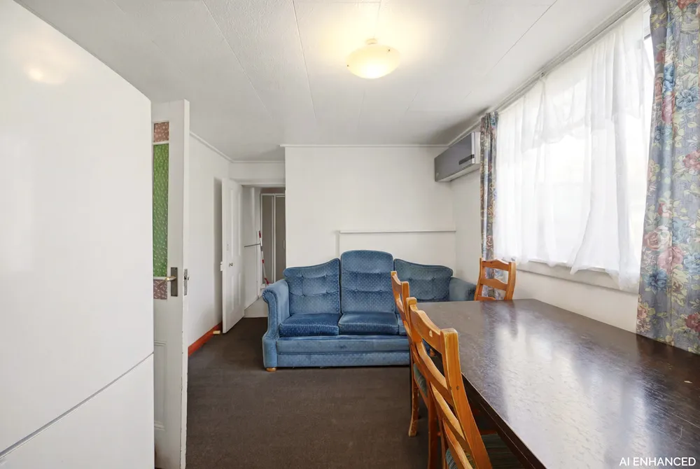 Photos of 526 Tuam Street