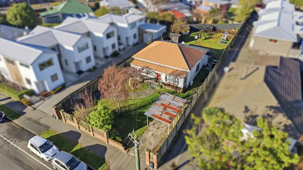 Photos of 526 Tuam Street