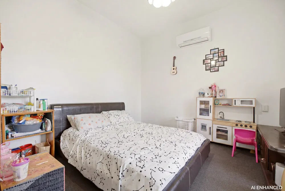 Photos of 526 Tuam Street