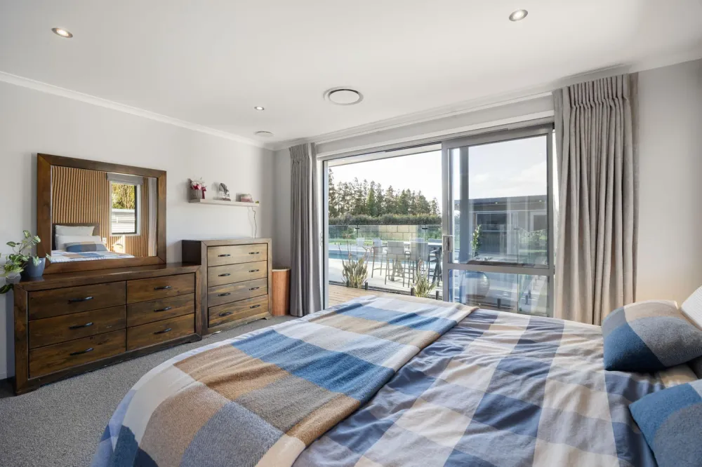 Photos of 499 Seddon Road
