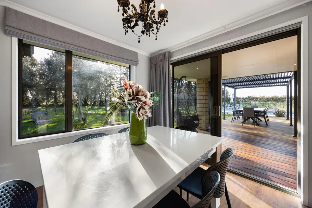 Photos of 499 Seddon Road