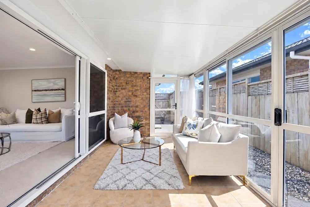 Photos of 93B Florence Avenue