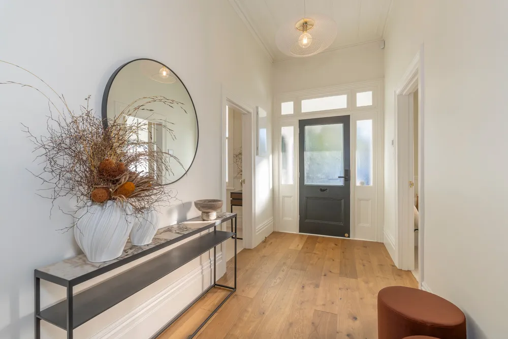 Photos of 5 Grosvenor Street