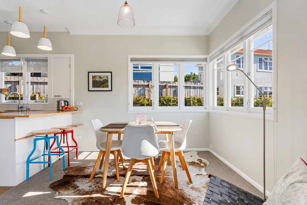 Photos of 4a Godden Crescent