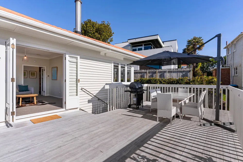 Photos of 4a Godden Crescent