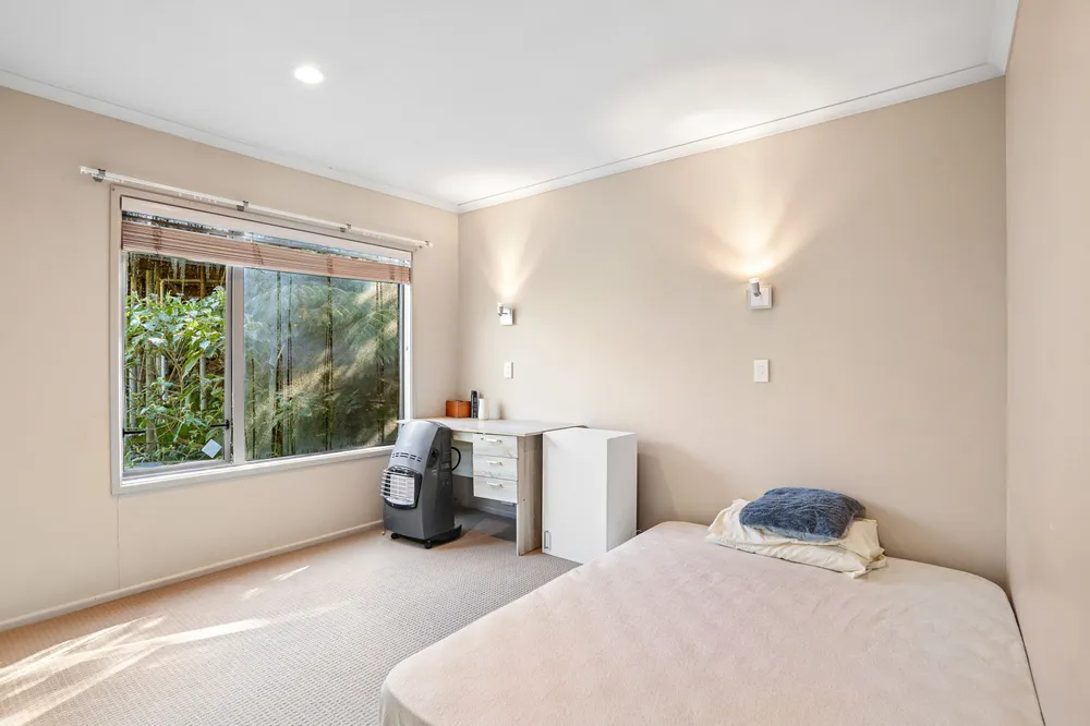 Photos of 77H Goodall Street