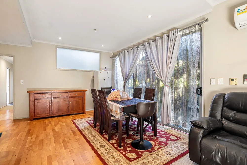 Photos of 77H Goodall Street