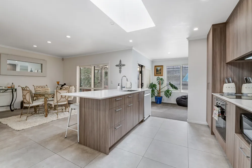 Photos of 48 Motutapu Avenue