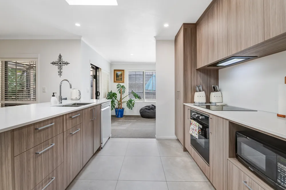 Photos of 48 Motutapu Avenue