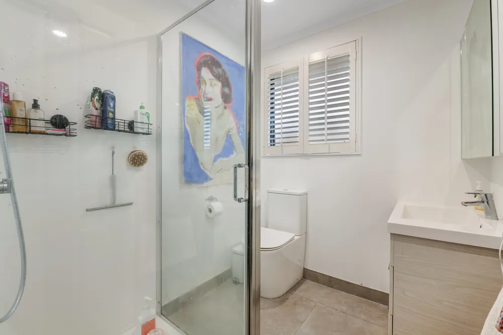 Photos of 48 Motutapu Avenue