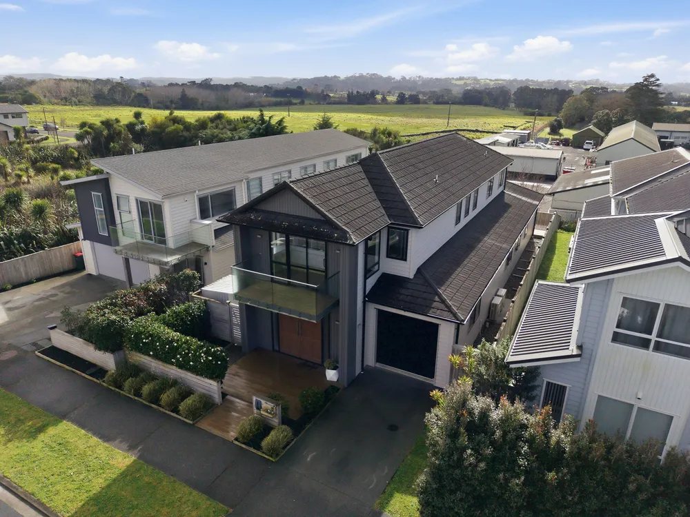 Photos of 19 Kopuru Road