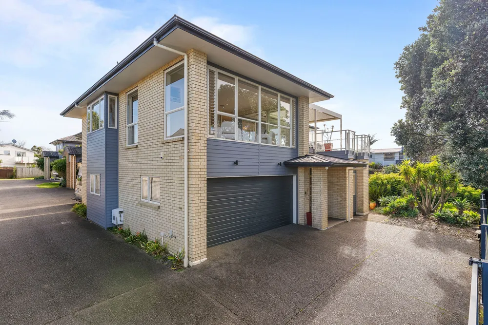 Photos of 40A Waiake Street