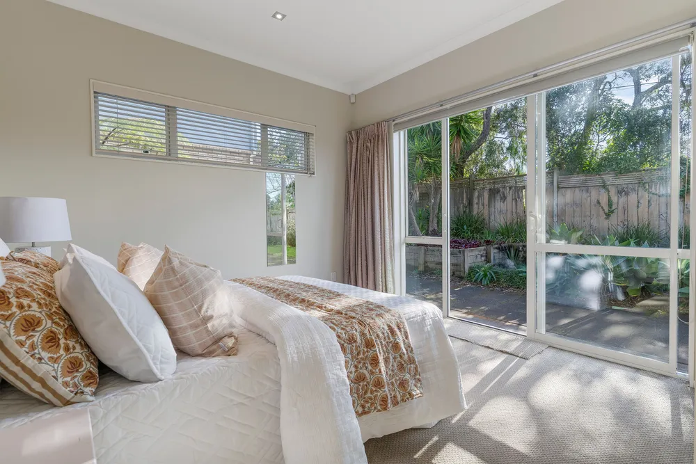 Photos of 40A Waiake Street