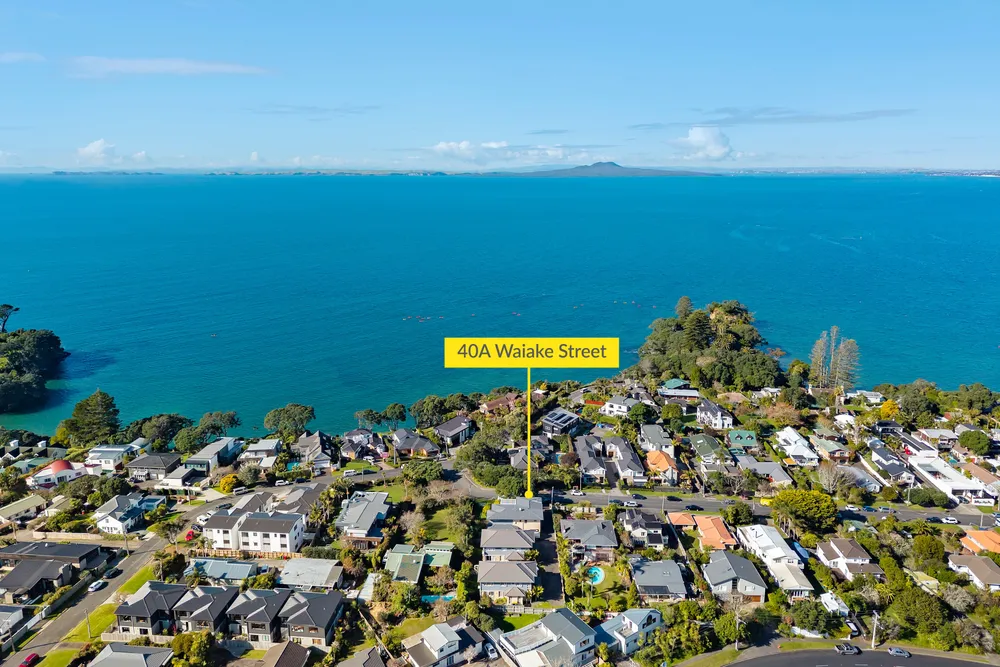 Photos of 40A Waiake Street