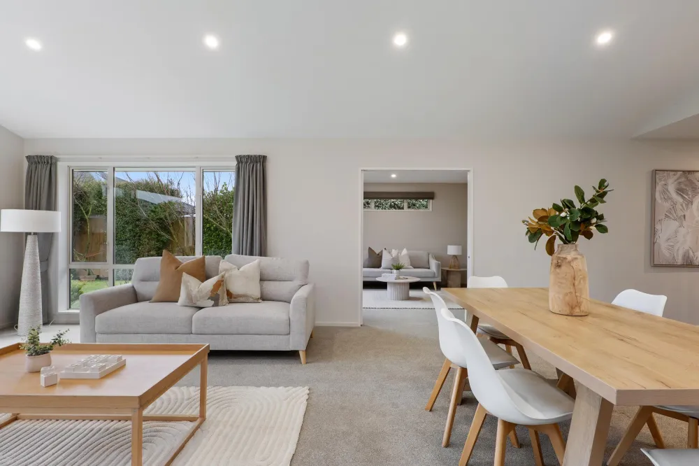 Photos of 16 Bamber Crescent