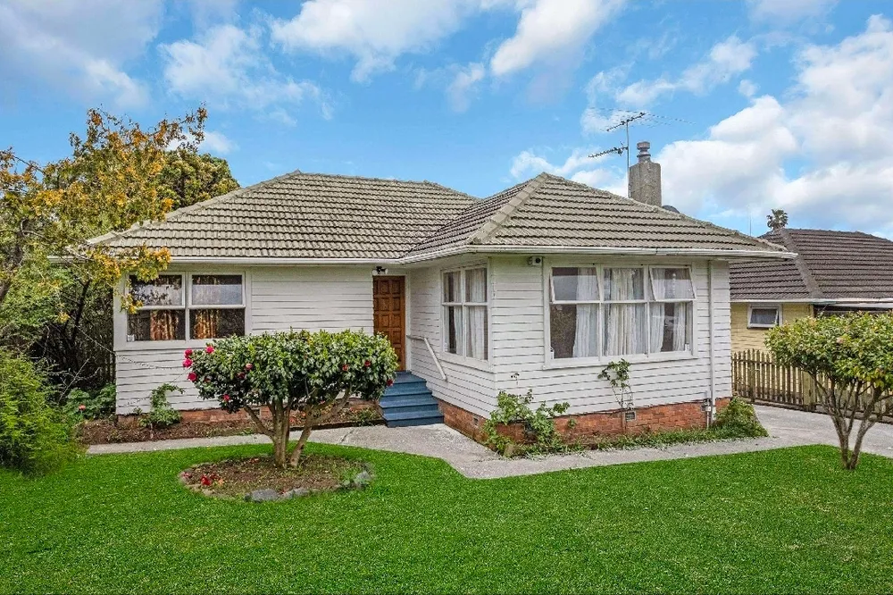 Photos of 60 Preston Road