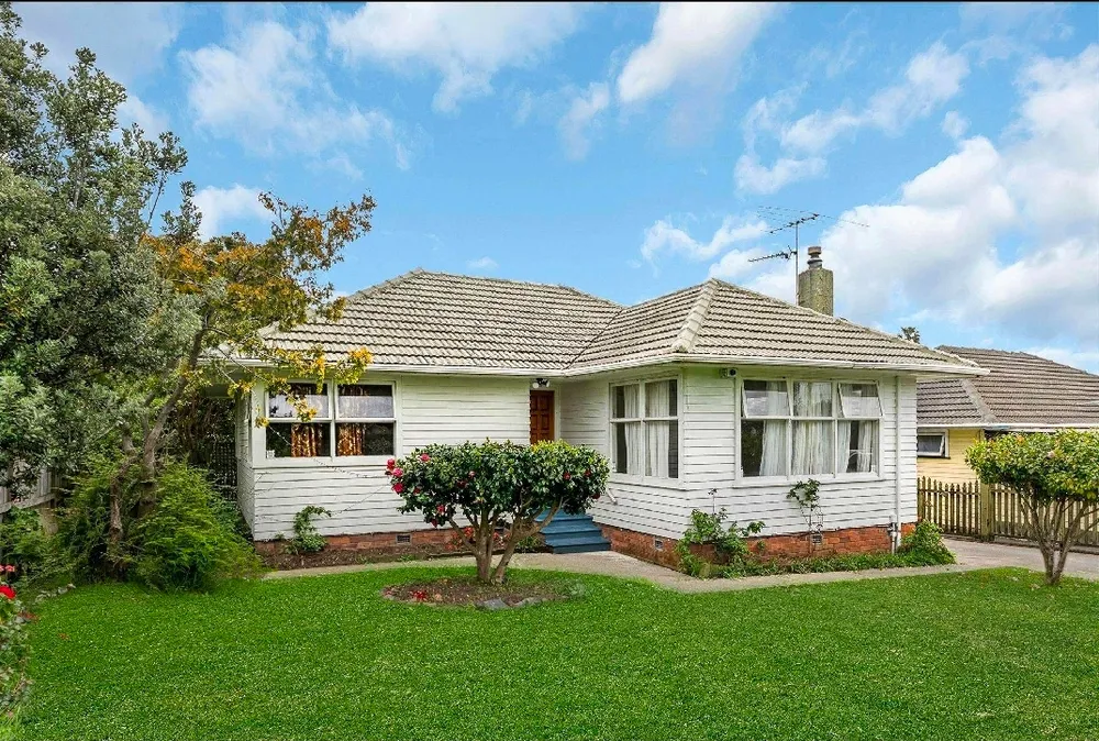 Photos of 60 Preston Road