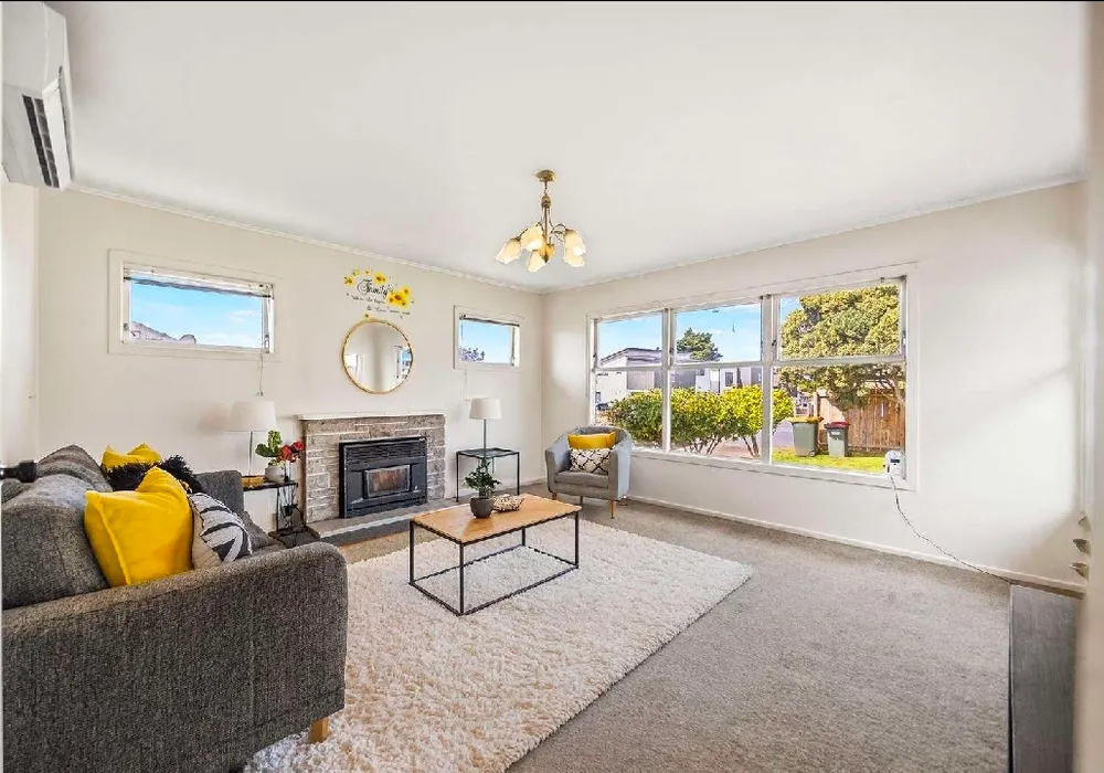 Photos of 60 Preston Road