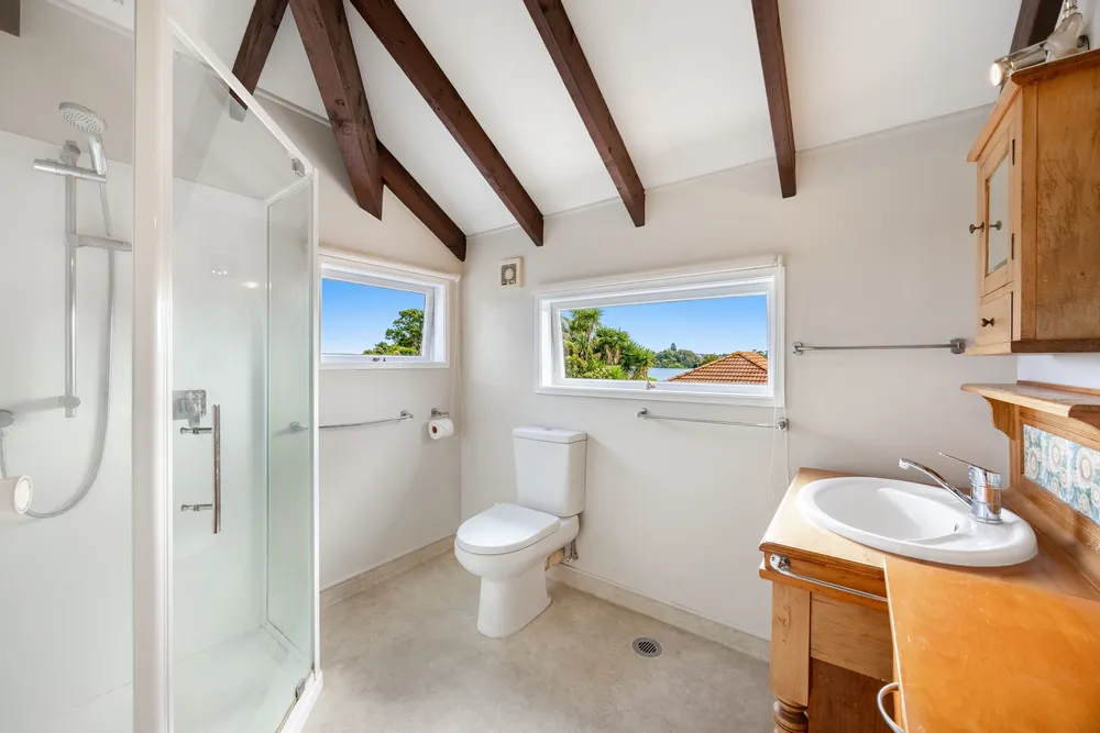 Photos of 137 Landscape Road