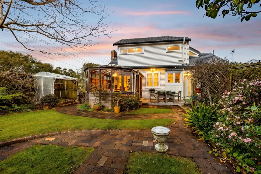 Photos of 137 Landscape Road