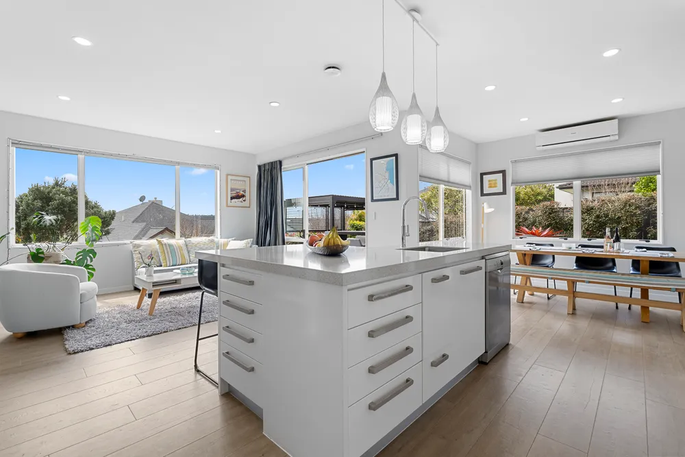 Photos of 4 Archer Rayner Place