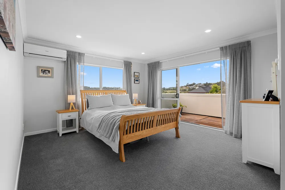 Photos of 4 Archer Rayner Place