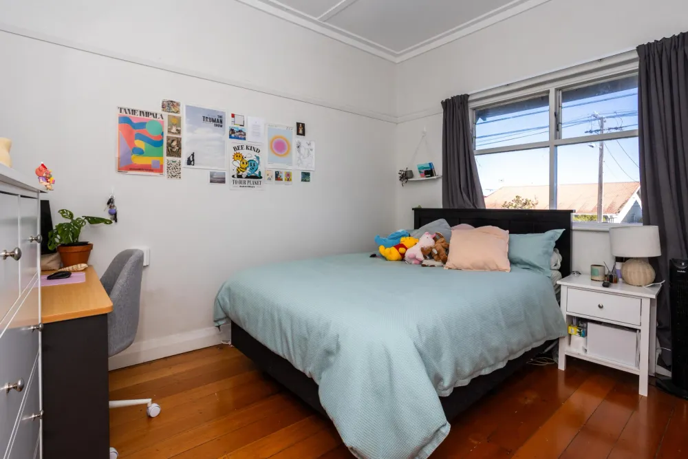 Photos of 17 West View Road