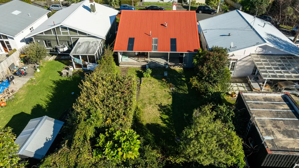 Photos of 17 West View Road