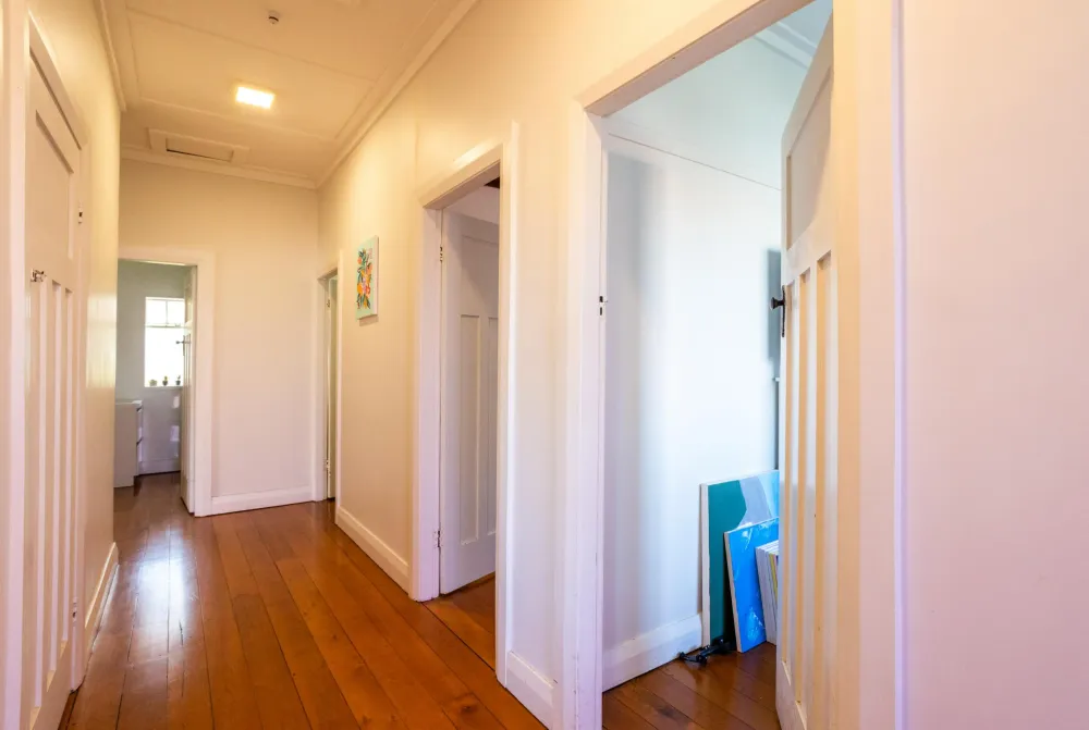 Photos of 17 West View Road