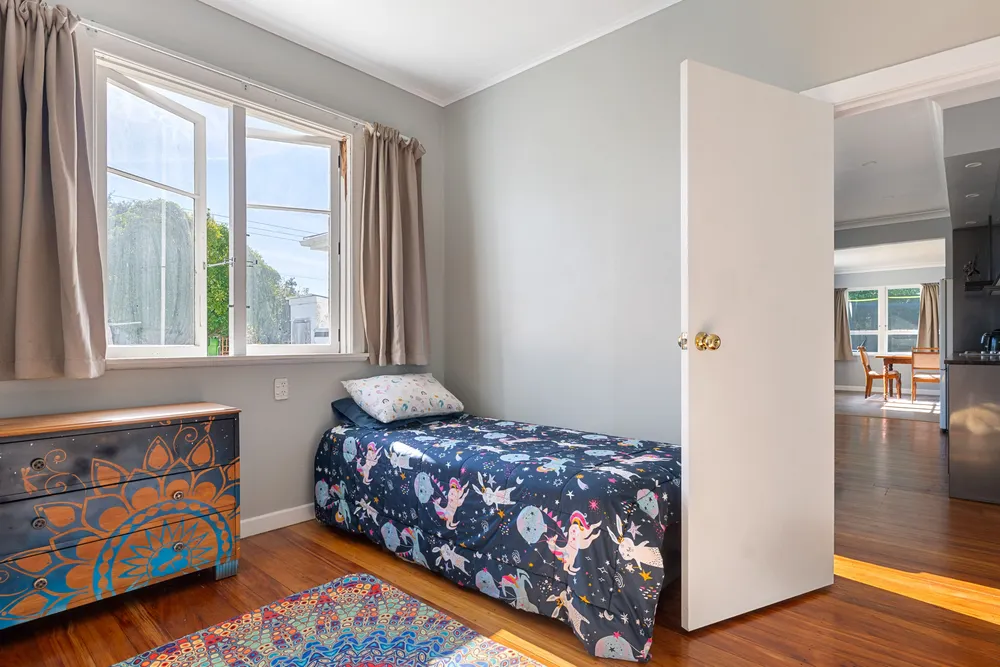 Photos of 85 Birrell Street