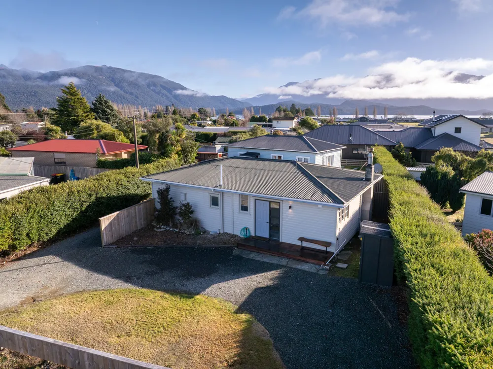 Photos of 51A Matai Street