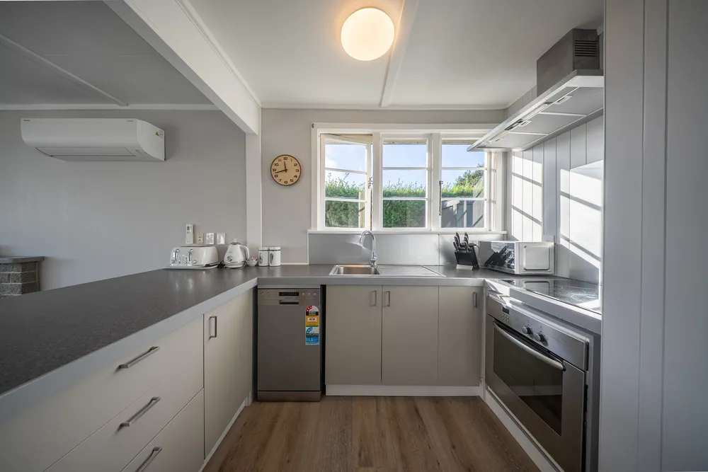 Photos of 51A Matai Street