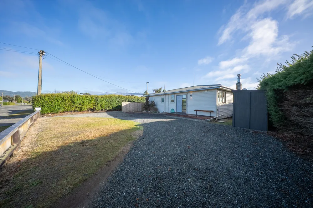 Photos of 51A Matai Street