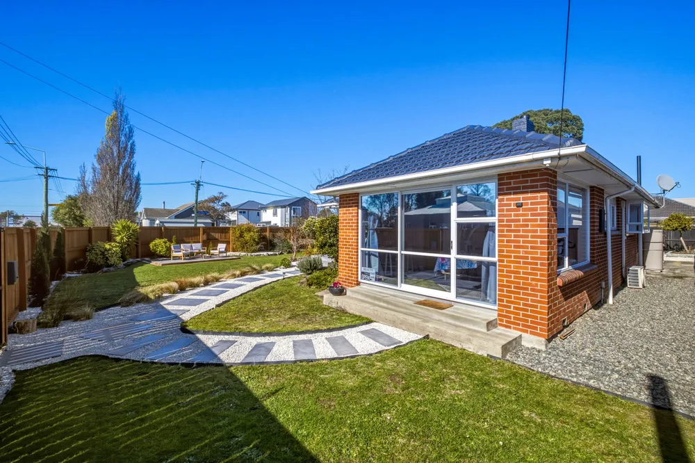 Photos of 129 Sawyers Arms Road