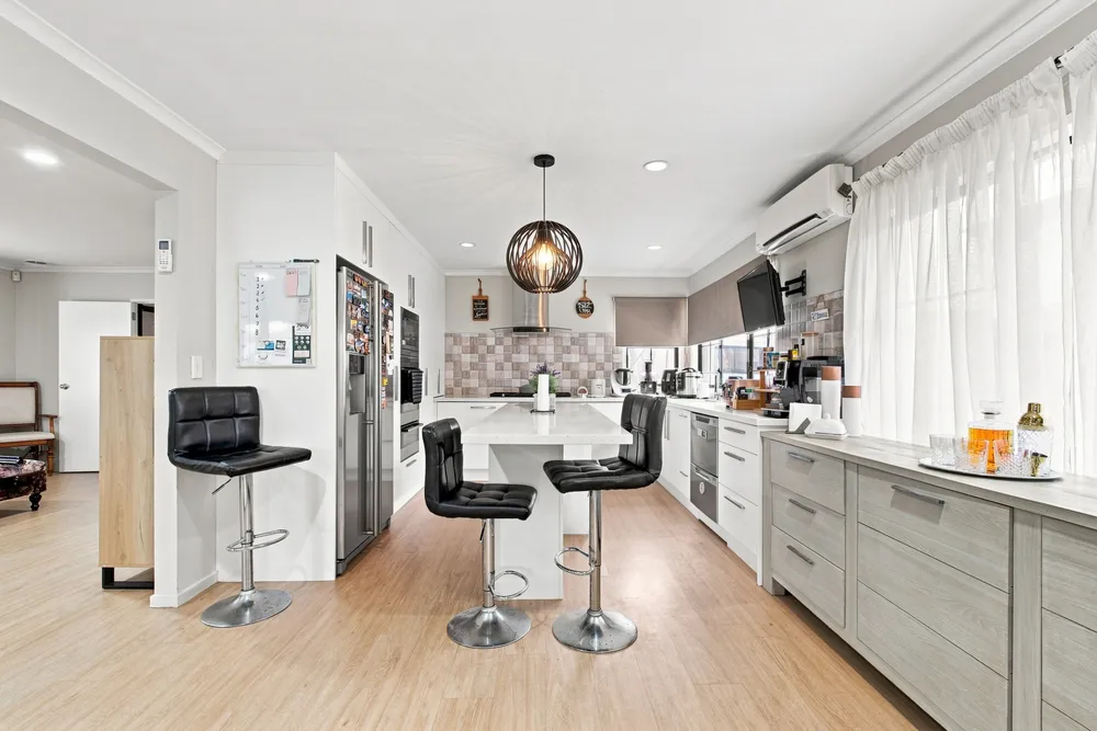 Photos of 11 Whitbourne Heights