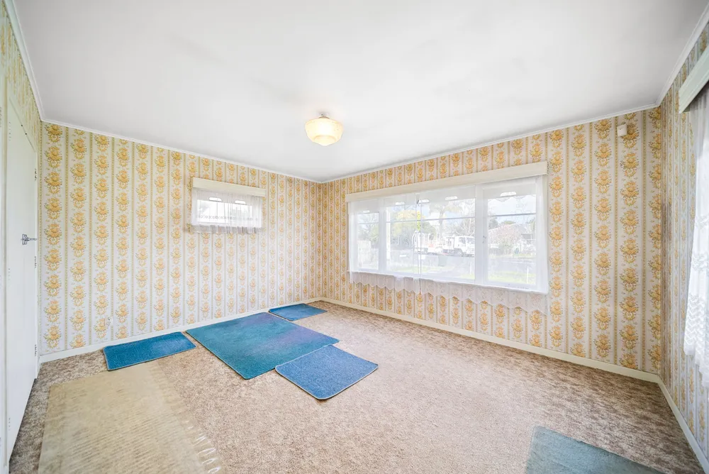 Photos of 8 Robertson Road
