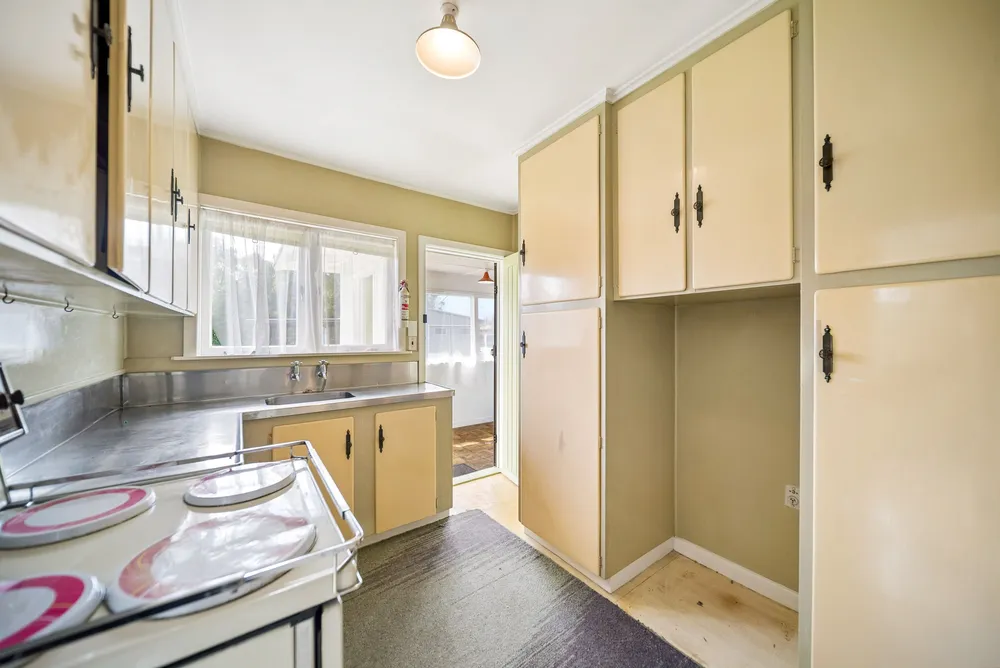 Photos of 8 Robertson Road