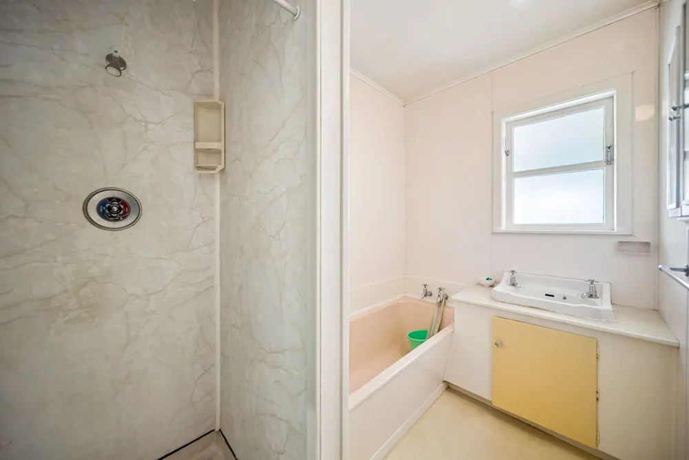 Photos of 8 Robertson Road
