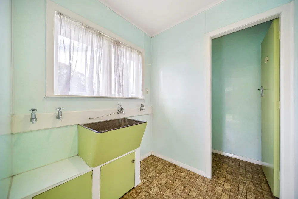 Photos of 8 Robertson Road