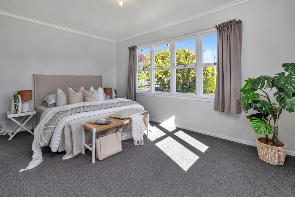 Photos of 24 Corks Road