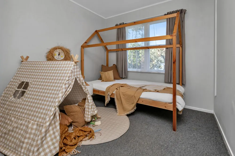 Photos of 24 Corks Road