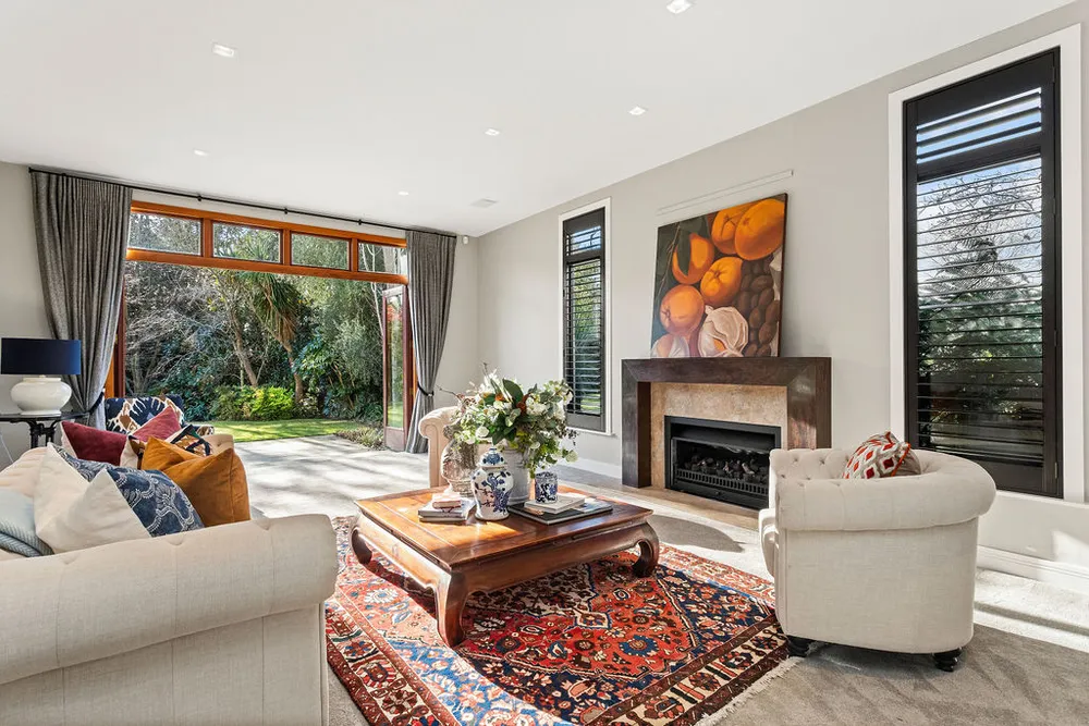 Photos of 118 Straven Road