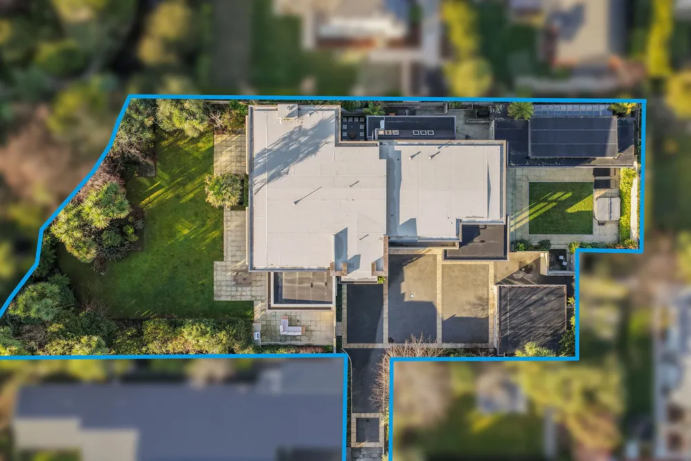 Photos of 118 Straven Road