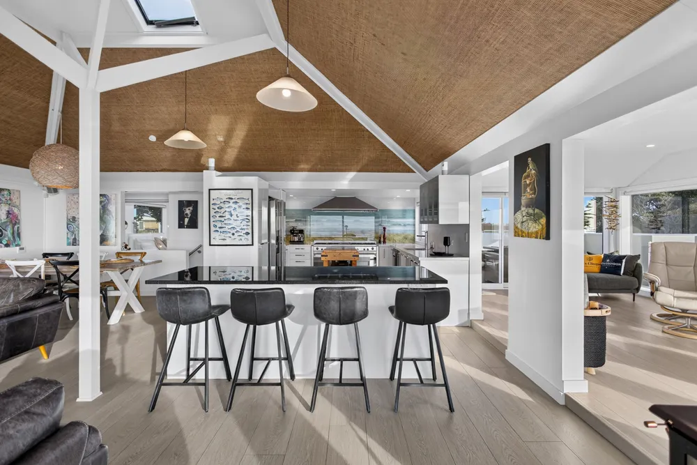 Photos of 167c Rocking Horse Road