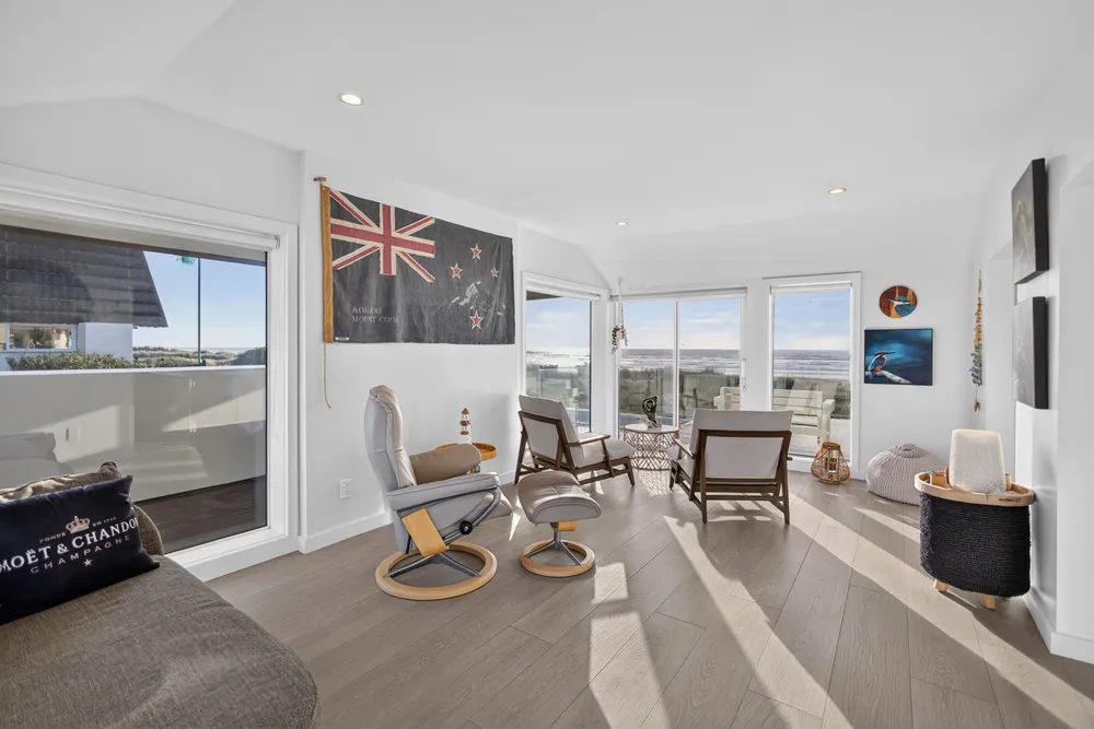 Photos of 167c Rocking Horse Road