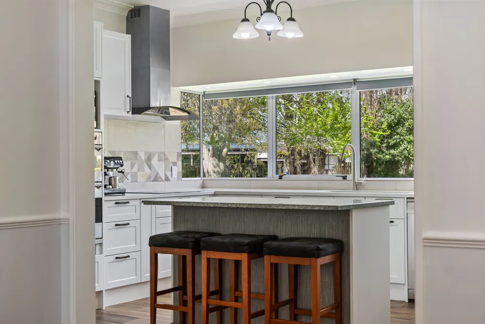 Photos of 3A Glamis Avenue